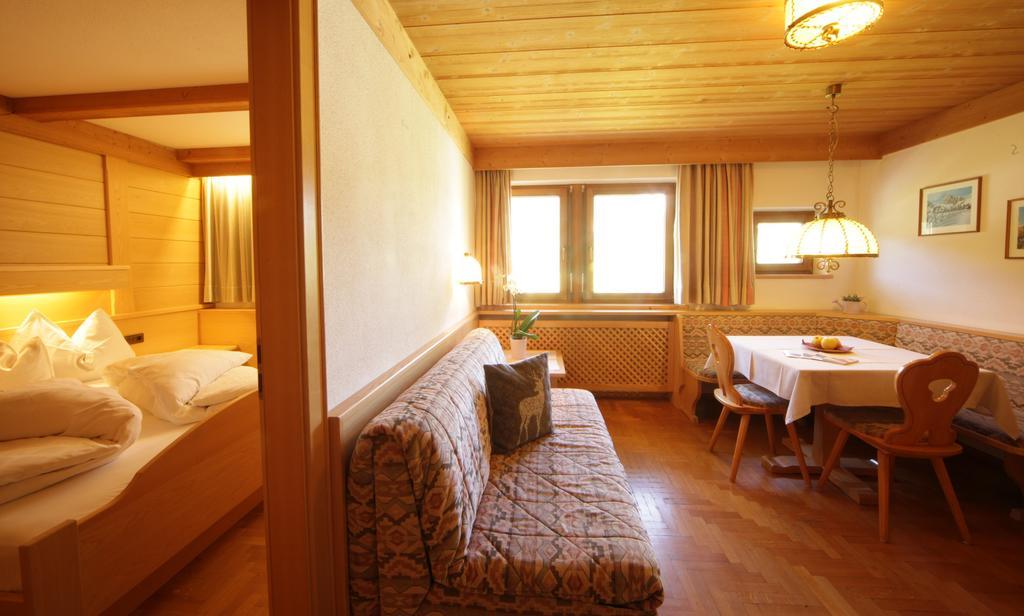 Residence Belavista Corvara In Badia Værelse billede