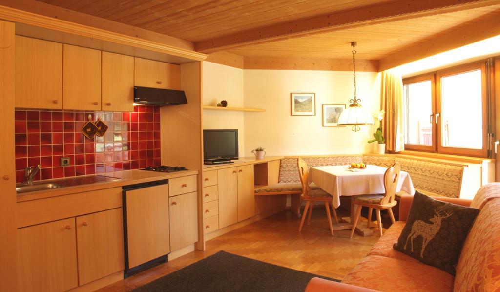 Residence Belavista Corvara In Badia Værelse billede
